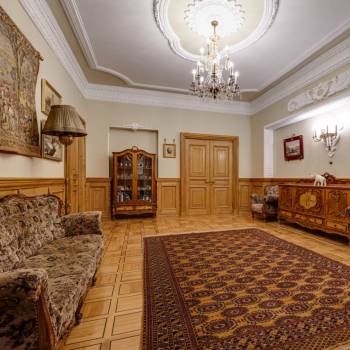 Продается 3-х комнатная квартира, 107 м²