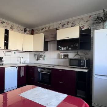 Сдается 2-х комнатная квартира, 71,9 м²