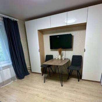 Продается 1-комнатная квартира, 17,6 м²