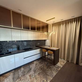 Сдается 1-комнатная квартира, 49,5 м²
