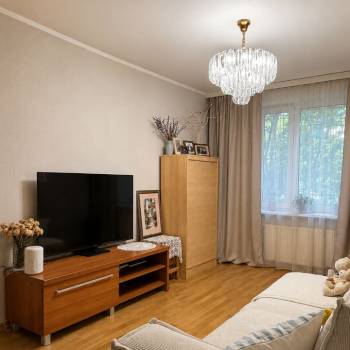 Продается 3-х комнатная квартира, 63 м²