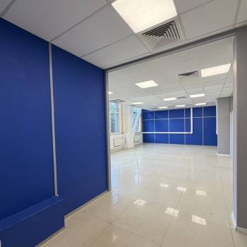 Сдается Нежилое помещение, 76 м²