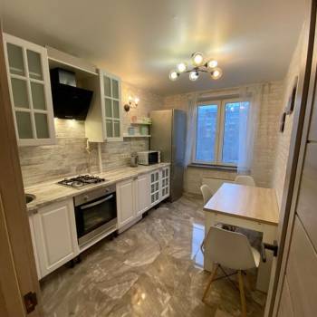 Сдается 2-х комнатная квартира, 56 м²