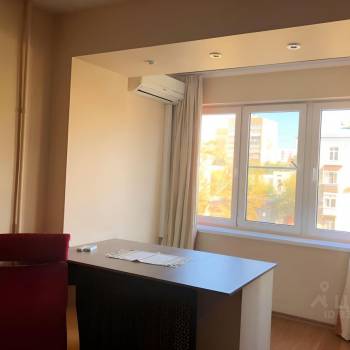 Продается 1-комнатная квартира, 32 м²