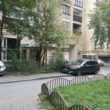 Продается 1-комнатная квартира, 32 м²