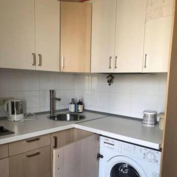 Продается 1-комнатная квартира, 32 м²