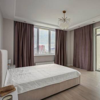 Сдается 2-х комнатная квартира, 82 м²