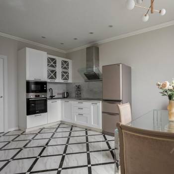 Сдается 2-х комнатная квартира, 82 м²