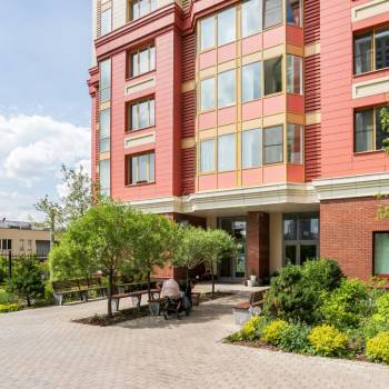 Сдается 2-х комнатная квартира, 82 м²