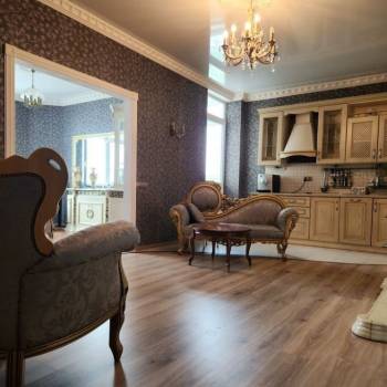 Сдается 2-х комнатная квартира, 75 м²