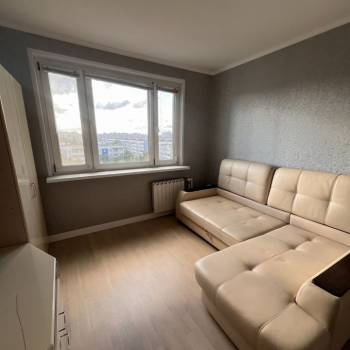 Продается 1-комнатная квартира, 39 м²