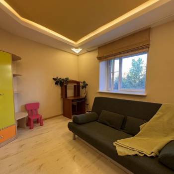 Сдается 2-х комнатная квартира, 77 м²