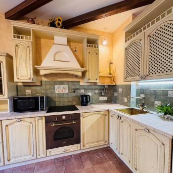 Сдается 2-х комнатная квартира, 77 м²