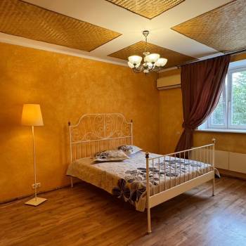 Сдается 2-х комнатная квартира, 77 м²