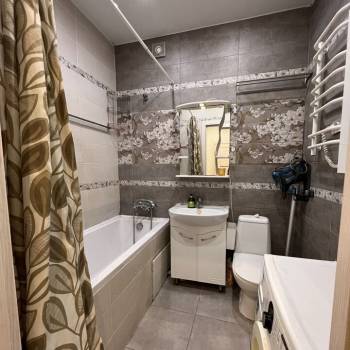 Сдается 1-комнатная квартира, 40 м²