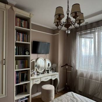 Продается Многокомнатная квартира, 81,3 м²