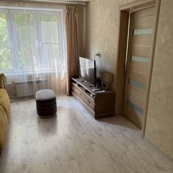 Сдается Многокомнатная квартира, 50 м²