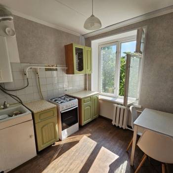 Сдается 1-комнатная квартира, 32 м²