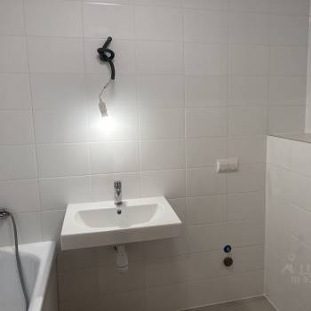 Продается 1-комнатная квартира, 31,8 м²