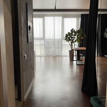 Сдается 1-комнатная квартира, 51 м²