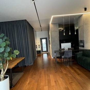Сдается 1-комнатная квартира, 51 м²