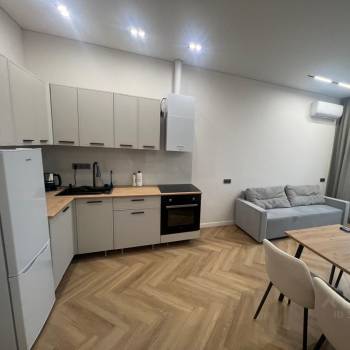 Сдается Многокомнатная квартира, 60 м²