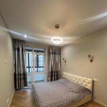 Сдается Многокомнатная квартира, 60 м²