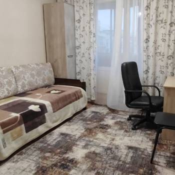 Сдается Многокомнатная квартира, 60 м²