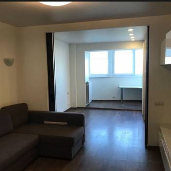Сдается 1-комнатная квартира, 50 м²