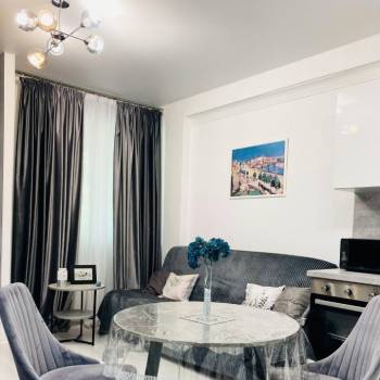 Сдается 1-комнатная квартира, 42 м²