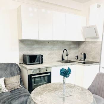 Сдается 1-комнатная квартира, 42 м²