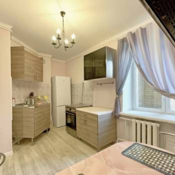 Сдается 1-комнатная квартира, 41 м²