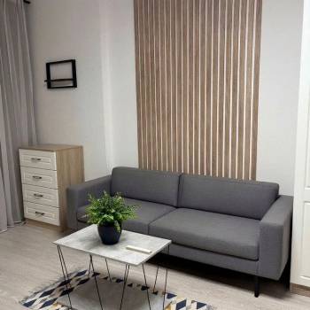 Сдается 1-комнатная квартира, 49 м²