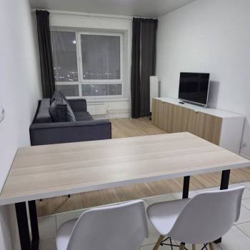 Сдается 1-комнатная квартира, 41 м²