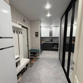 Продается 1-комнатная квартира, 43,2 м²