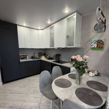 Продается 1-комнатная квартира, 43,2 м²