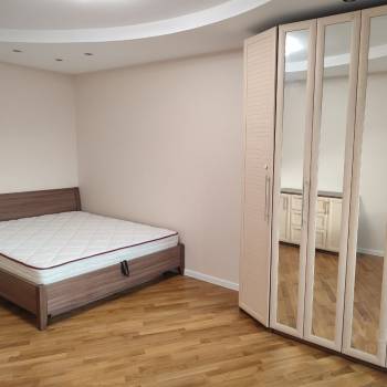 Сдается Многокомнатная квартира, 77 м²