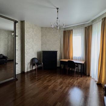 Сдается Дом, 245 м²