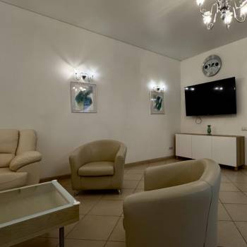 Сдается Дом, 245 м²