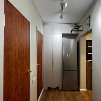 Продается 1-комнатная квартира, 41,9 м²