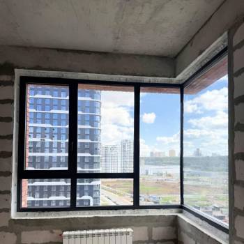 Продается 1-комнатная квартира, 70,2 м²