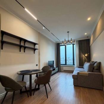 Сдается 1-комнатная квартира, 45 м²