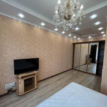 Сдается 1-комнатная квартира, 43 м²