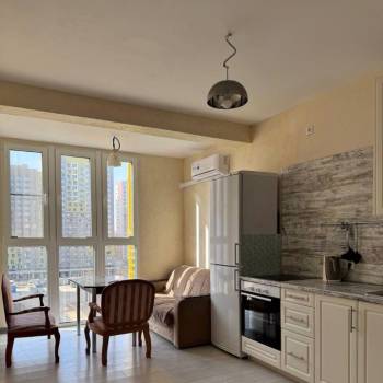 Сдается 1-комнатная квартира, 46 м²