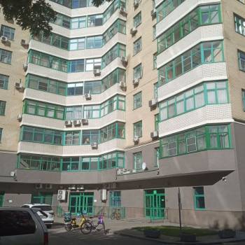Продается 1-комнатная квартира, 62,8 м²