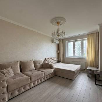 Сдается 1-комнатная квартира, 40 м²