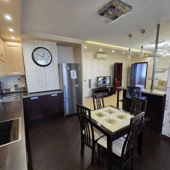 Сдается Многокомнатная квартира, 80 м²