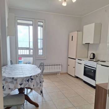 Сдается 1-комнатная квартира, 39,2 м²