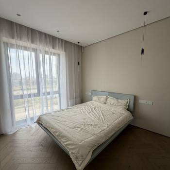 Продается 1-комнатная квартира, 38 м²