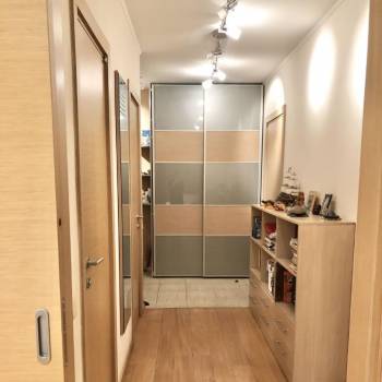 Сдается 2-х комнатная квартира, 81 м²
